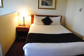 Suite, 1 Queen Bed