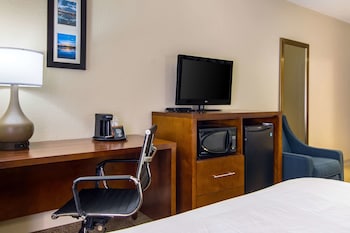 Standard Room, 2 Queen Beds, Non Smoking