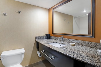 Standard Room, 2 Double Beds, Non Smoking, Refrigerator & Microwave