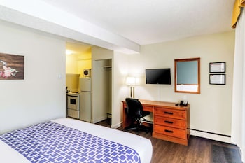 Standard Room, 1 King Bed, Non Smoking