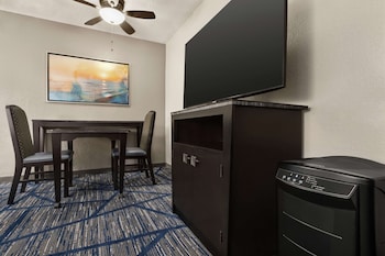 Suite, 2 Queen Beds