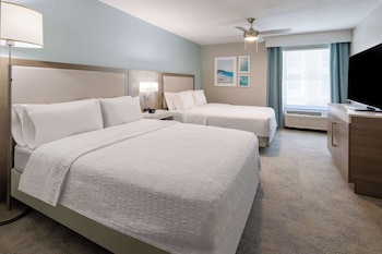 Suite (2 Queen Beds with Sofa bed)
