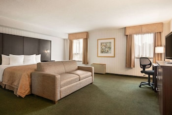 Studio Suite, 1 King Bed, Non Smoking