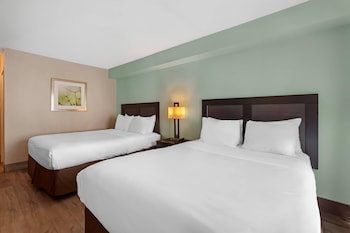 Standard Room, 2 Queen Beds, Non Smoking