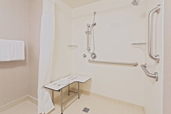 Suite, 2 Bedrooms (Hearing Accessible)