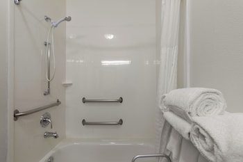 Room, 2 Queen Beds, Accessible, Non Smoking