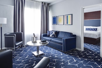Executive Suite, 1 Bedroom, Ensuite, Pool View