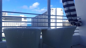 Signature Penthouse, Balcony, Partial Ocean View