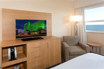 Standard Room, 1 King Bed, Ocean View