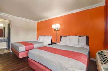Deluxe Room, 2 Queen Beds, Non Smoking, Refrigerator & Microwave