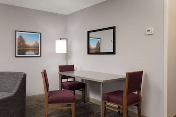 Suite, 2 Queen Beds, Non Smoking, Fireplace