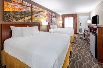 Room, 2 Queen Beds, Smoking