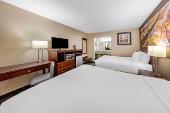 Room, 2 Queen Beds, Smoking