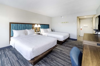 Room, 2 Queen Beds, Non Smoking