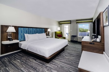 Room, 1 King Bed, Balcony