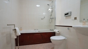 Standard Twin Room, 2 Twin Beds, Canal View
