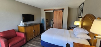Room, 1 Double Bed, Accessible, Non Smoking (First Floor)