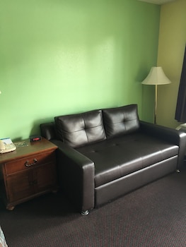 Room, 1 King Bed, Accessible, Non Smoking (Mobility)