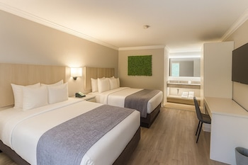 Double Room, 2 Queen Beds, Non Smoking