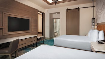 Tower - Presidential Suite - Club Access