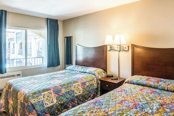 Room, 2 Double Beds, Non Smoking