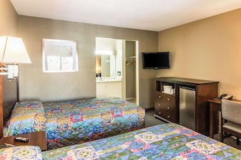 Room, 2 Double Beds, Non Smoking