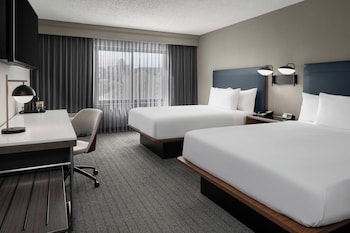 Room, 2 Queen Beds (Hearing Accessible)