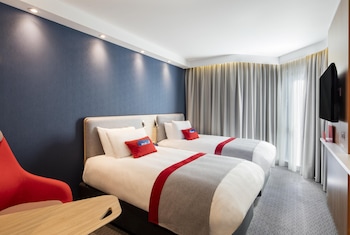 Standard Room, 2 Twin Beds (with Free Hot Breakfast)