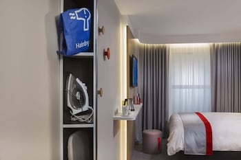 Standard Room (with Free Hot Breakfast)