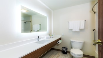 Standard Room, 2 Queen Beds