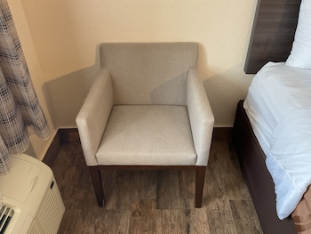 Deluxe Room, 2 Queen Beds, Non Smoking, Ground Floor