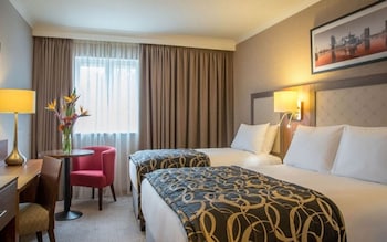 Deluxe Double & Single Room