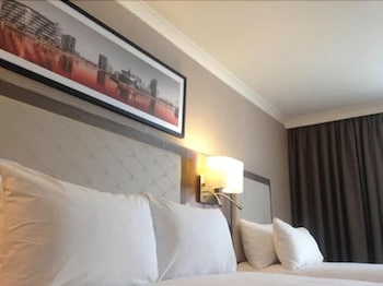Deluxe Double & Single Room