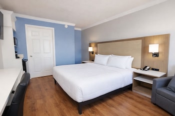 1 King Size Bed, Non Smoking