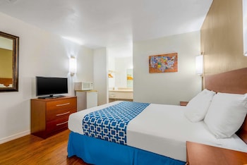 Standard Room, 1 Queen Bed, Non Smoking