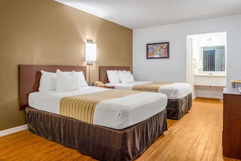 Standard Double Room, 2 Double Beds, Non Smoking