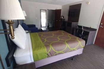 Room, 1 Queen Bed, Accessible, Bathtub (Mobility/Hearing, Grab bars)