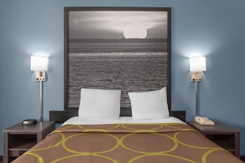 Room, 1 Queen Bed, Accessible, Bathtub (Mobility/Hearing, Grab bars)