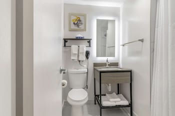 Suite, Multiple Beds, Non Smoking