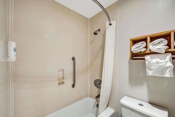 Standard Room, 2 Queen Beds