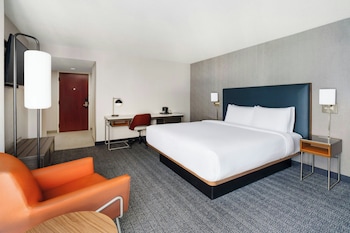 Deluxe Room, 1 King Bed