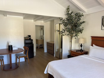Cottage, 1 King Bed