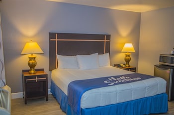 Room, 1 King Bed, Accessible
