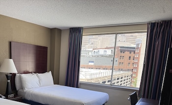 Standard Single Room, City View (Single King City View)