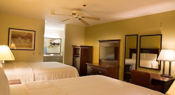 Standard Double Room, 2 Queen Beds