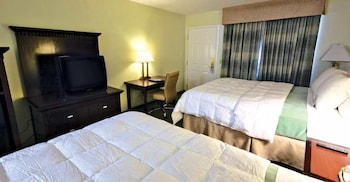 Standard Double Room, 2 Queen Beds