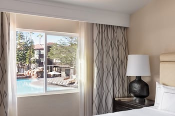 Suite, Multiple Beds, Pool View
