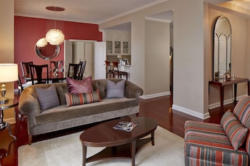 Penthouse (One Level)