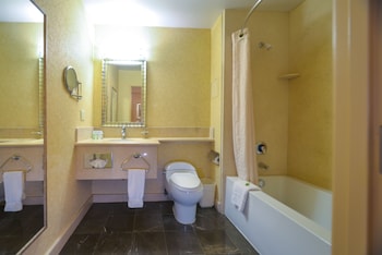 Deluxe Room, 1 King Bed, Balcony