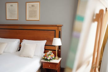 Deluxe Double Room, Canal View